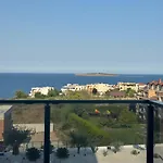 Valena Royal דירה צ'רנומורץ